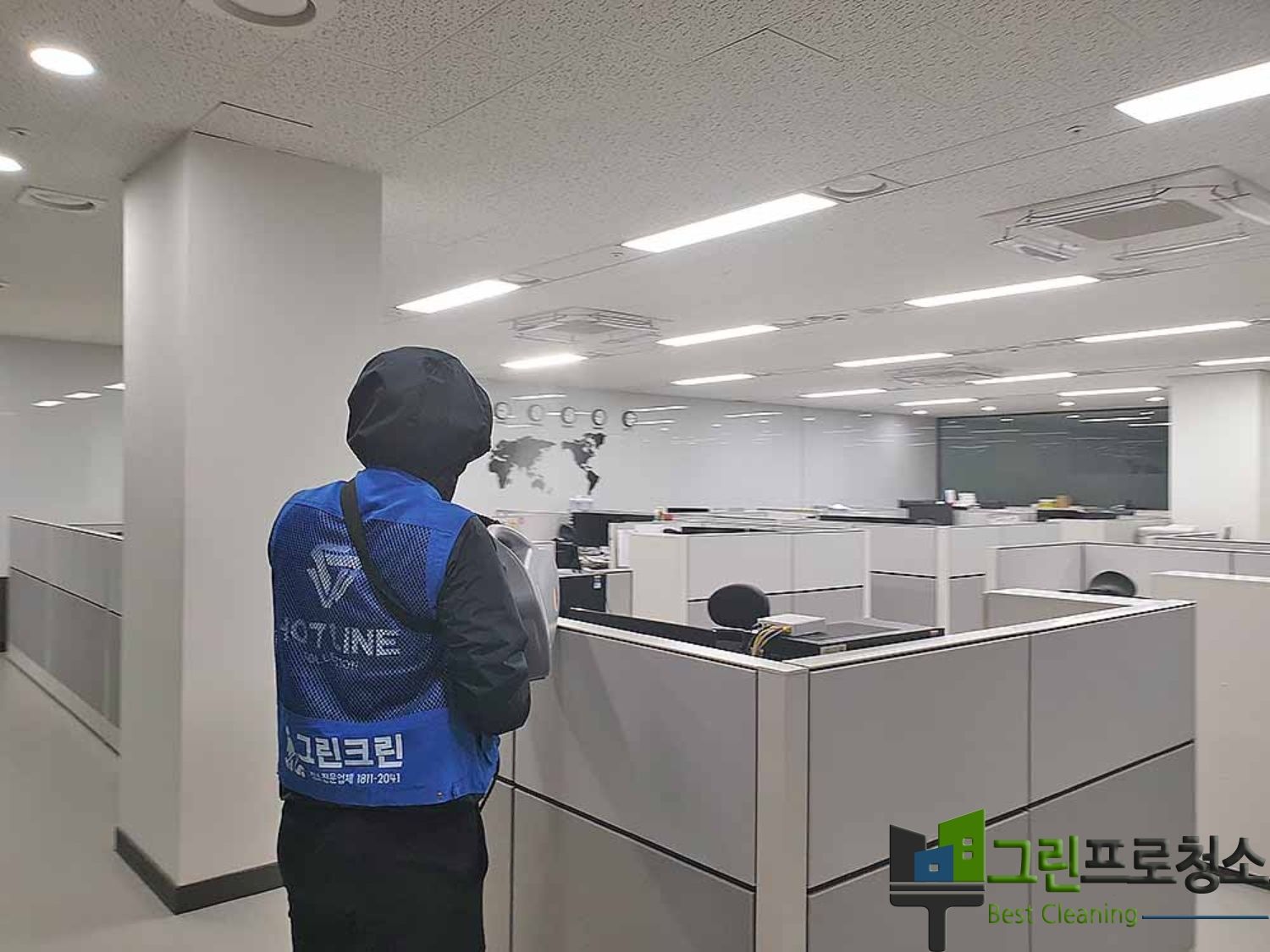 위생 표준 관리 중인 모습