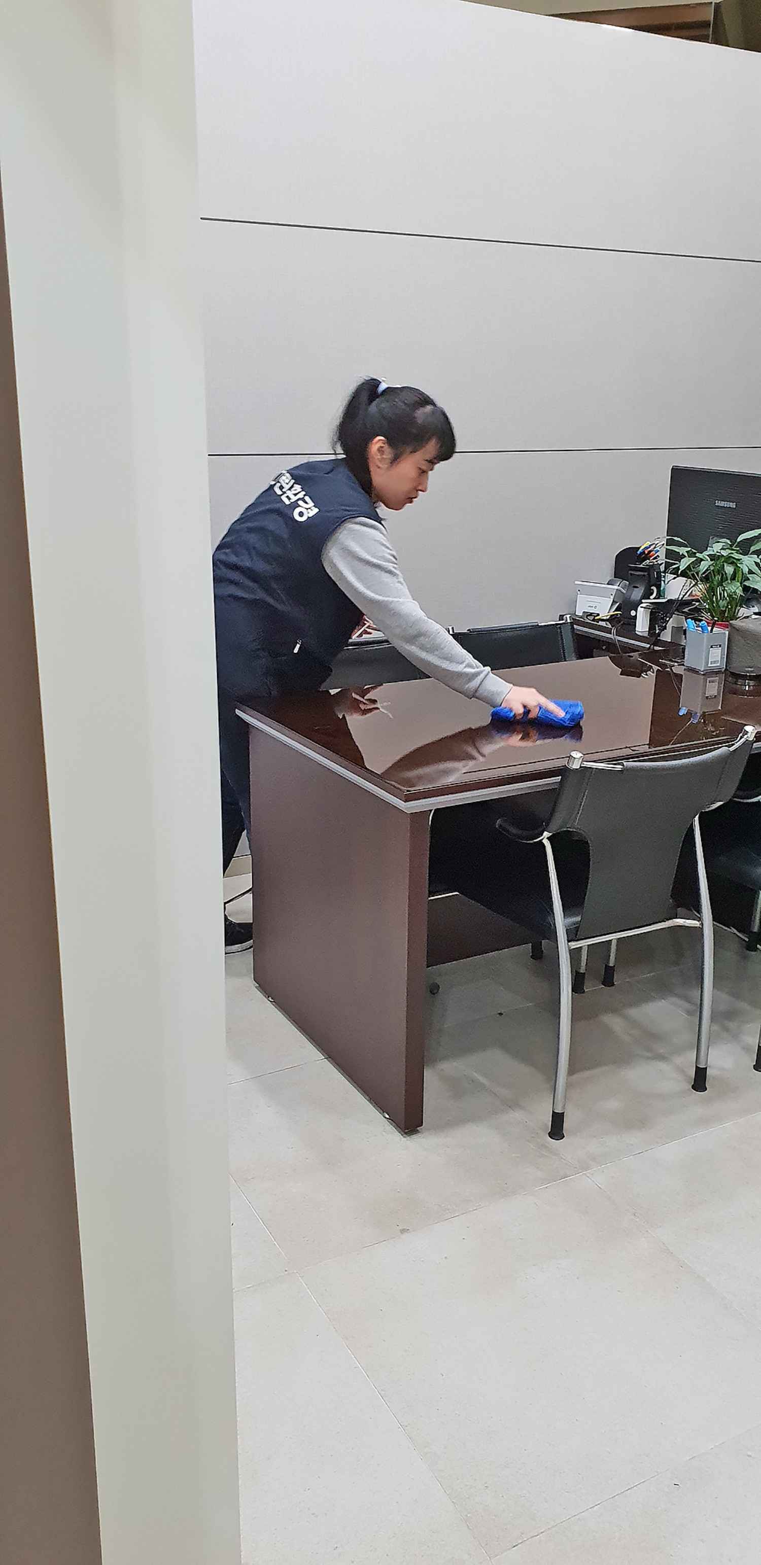 고압스팀을이용한바닥세척5