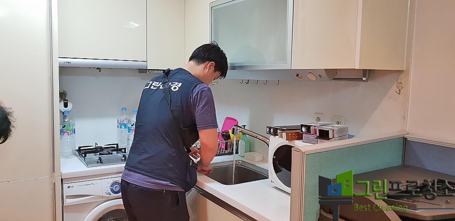 정리된 냉장고 내부 모습