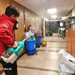 사무실·빌딩 긴급 청소 작업중입니다.